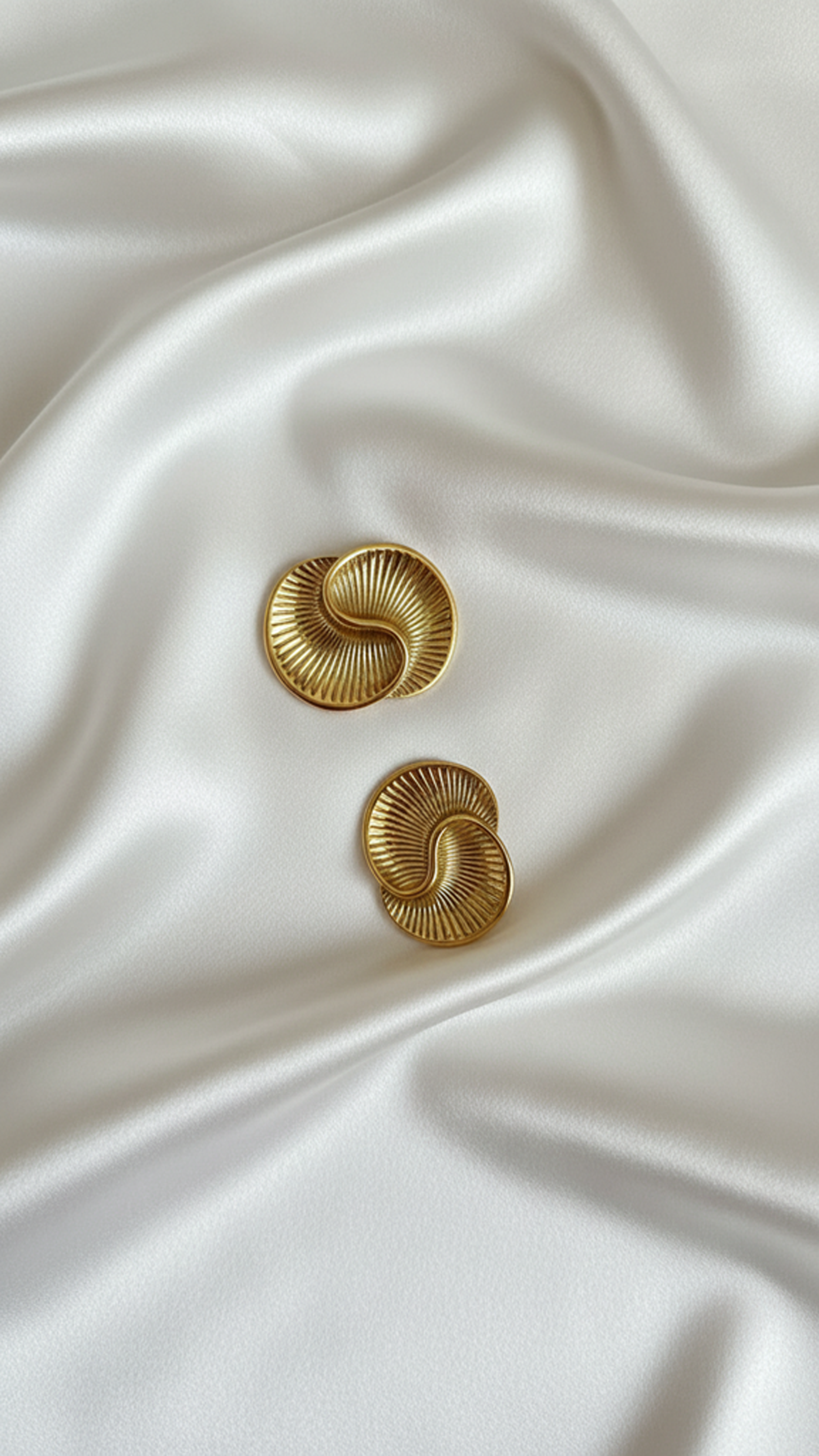 Vintage Gold Spiral Stud Earrings – Textured Statement Disc Earrings for Women | Elegant Minimalist Luxury Jewellery UK