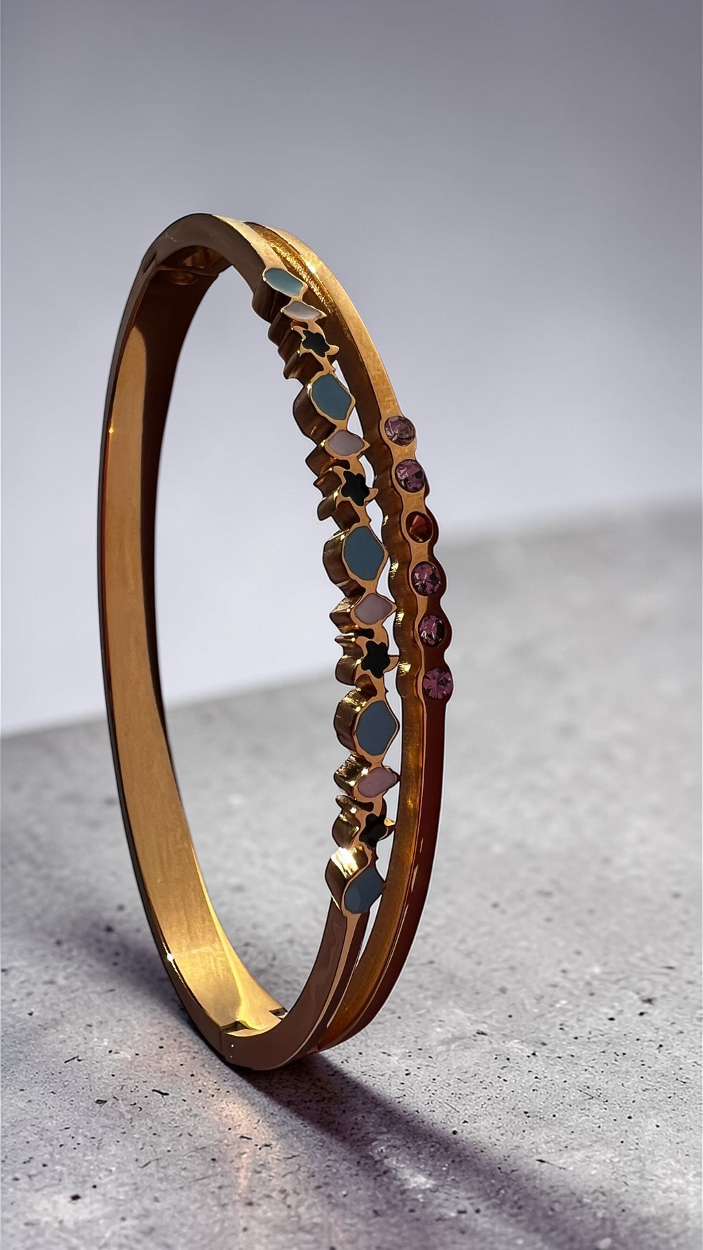 Elegant Gold Multicolor Stone Bangle Bracelet – Minimalist Luxury Bracelet for Women